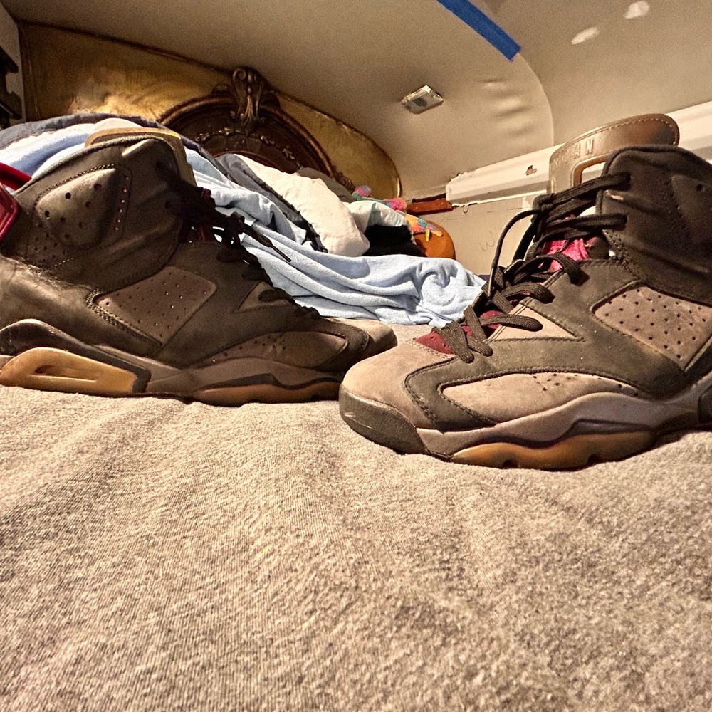 Nike Js - Picture 4 of 4